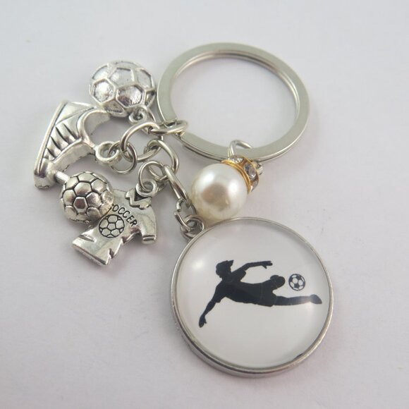 Soccer Keychain Soccer Lover Key Ring Sports Charm Football Keychain for Player - Picture 3 of 4